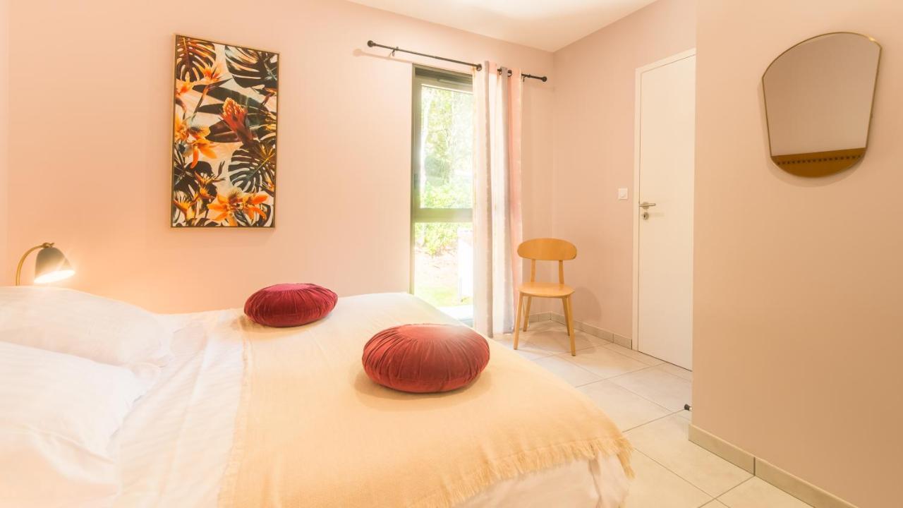 Villa Spacieuse Avec Jacuzzi Privatif Sarlat-la-Canéda Exteriér fotografie